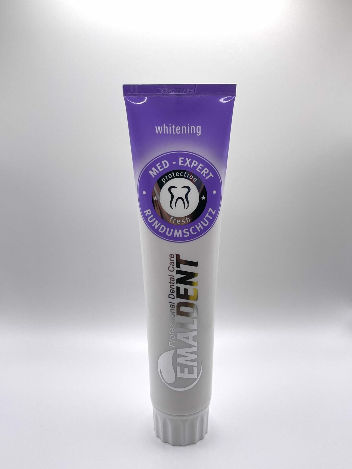 Tandpasta Emaldent Whitening | Cheap deals by Angelo Viccy