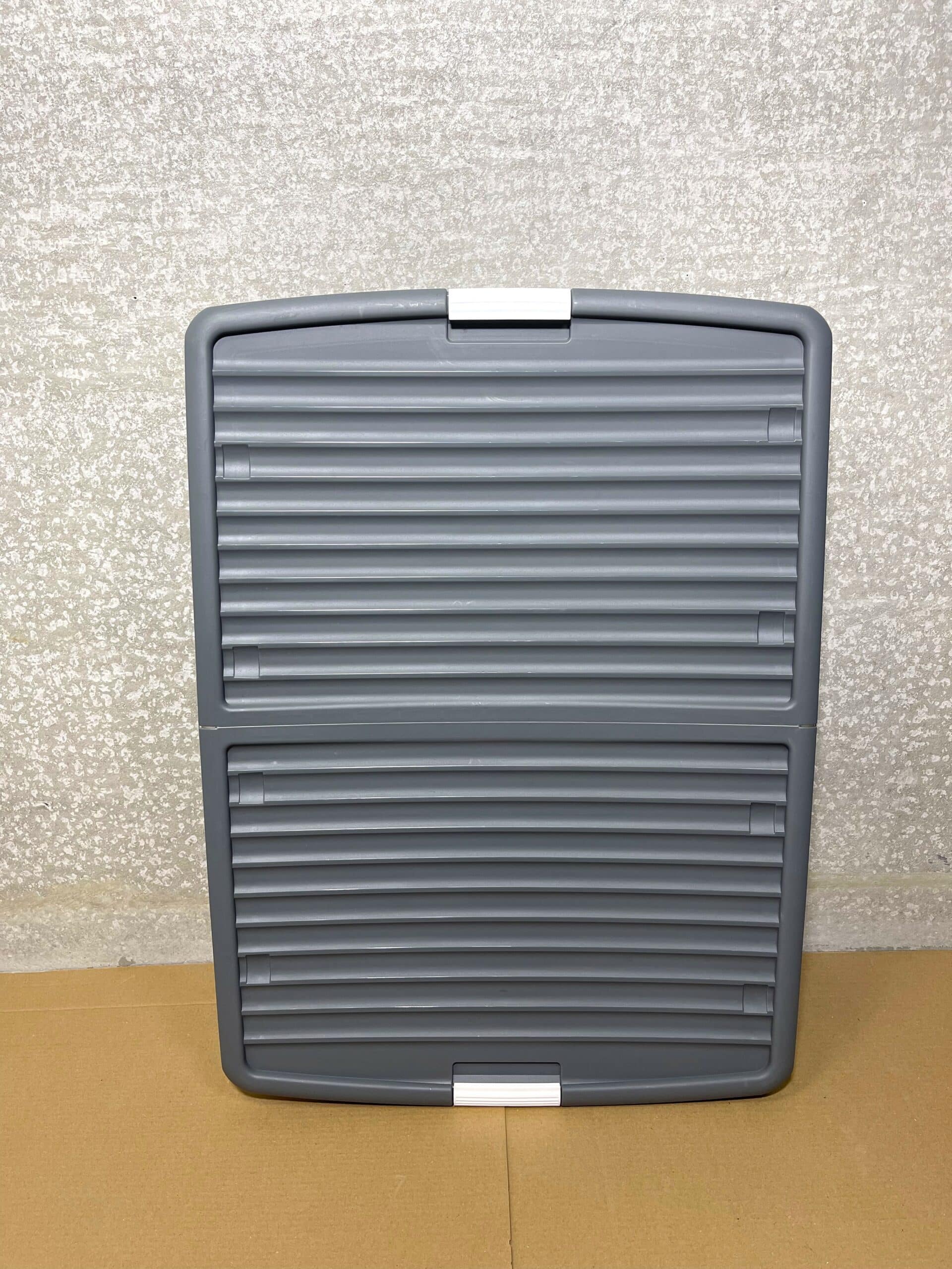 100089 Curverbak roll box 55L deskel staand