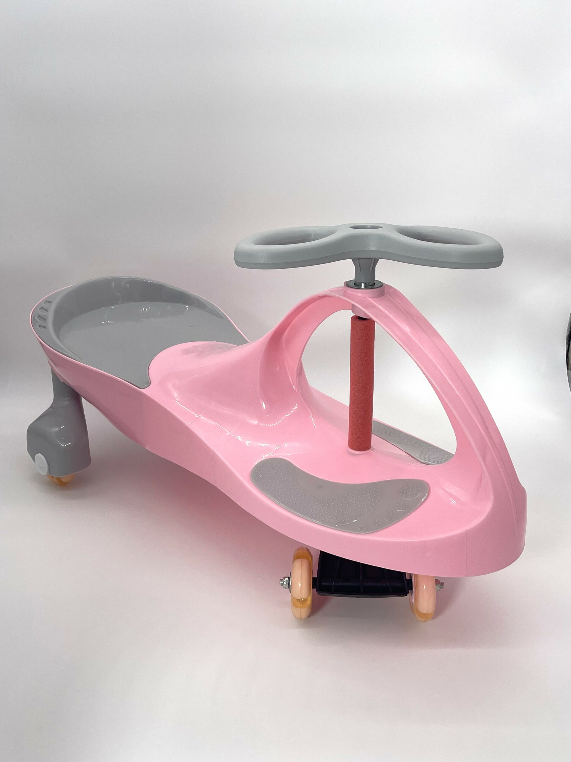 100028 Roze Loopwagen driekwartsaanzicht