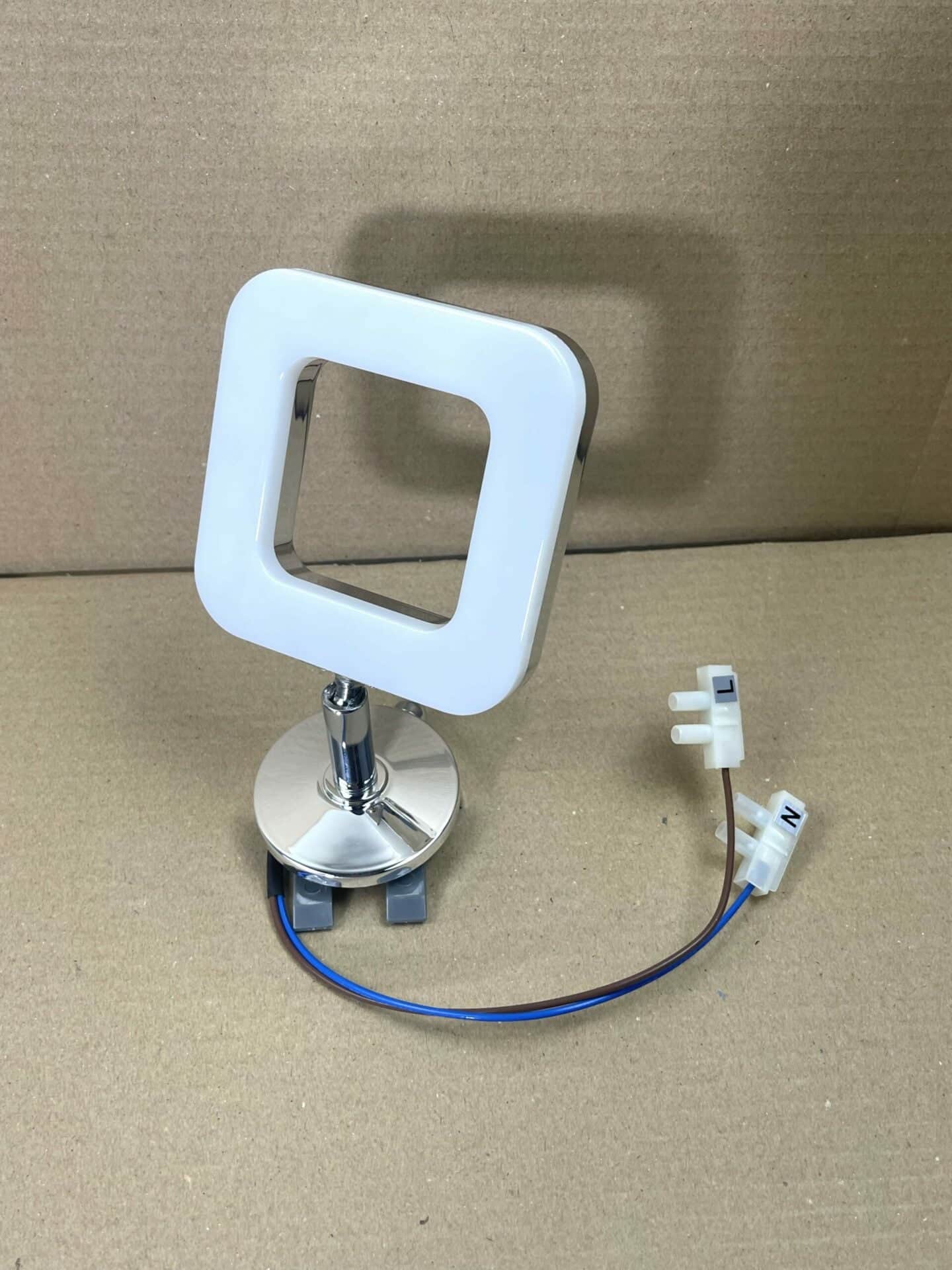100036 Splash lamp met poot enkel