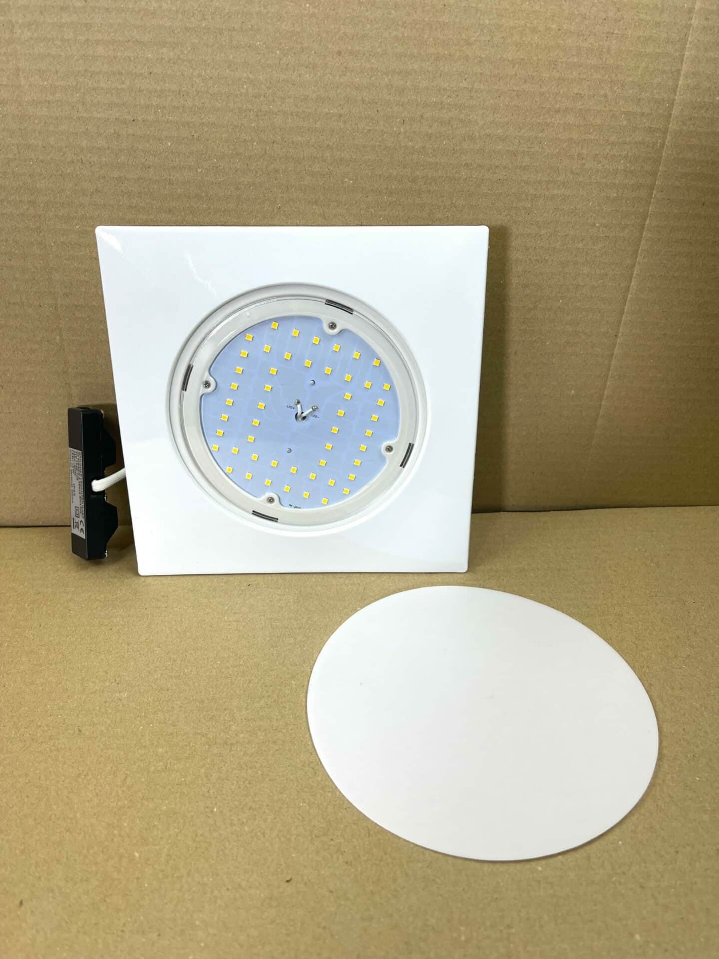 100039 IP23 inbouwspot doos + lamp