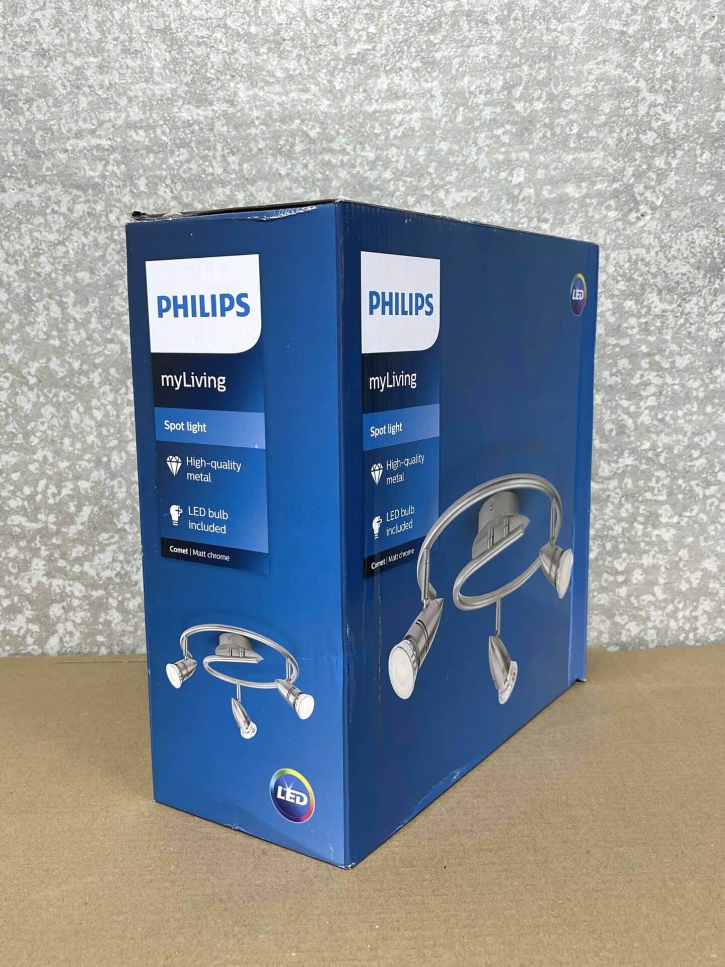 100048 Phillips My Living spotlight doos driekwarts
