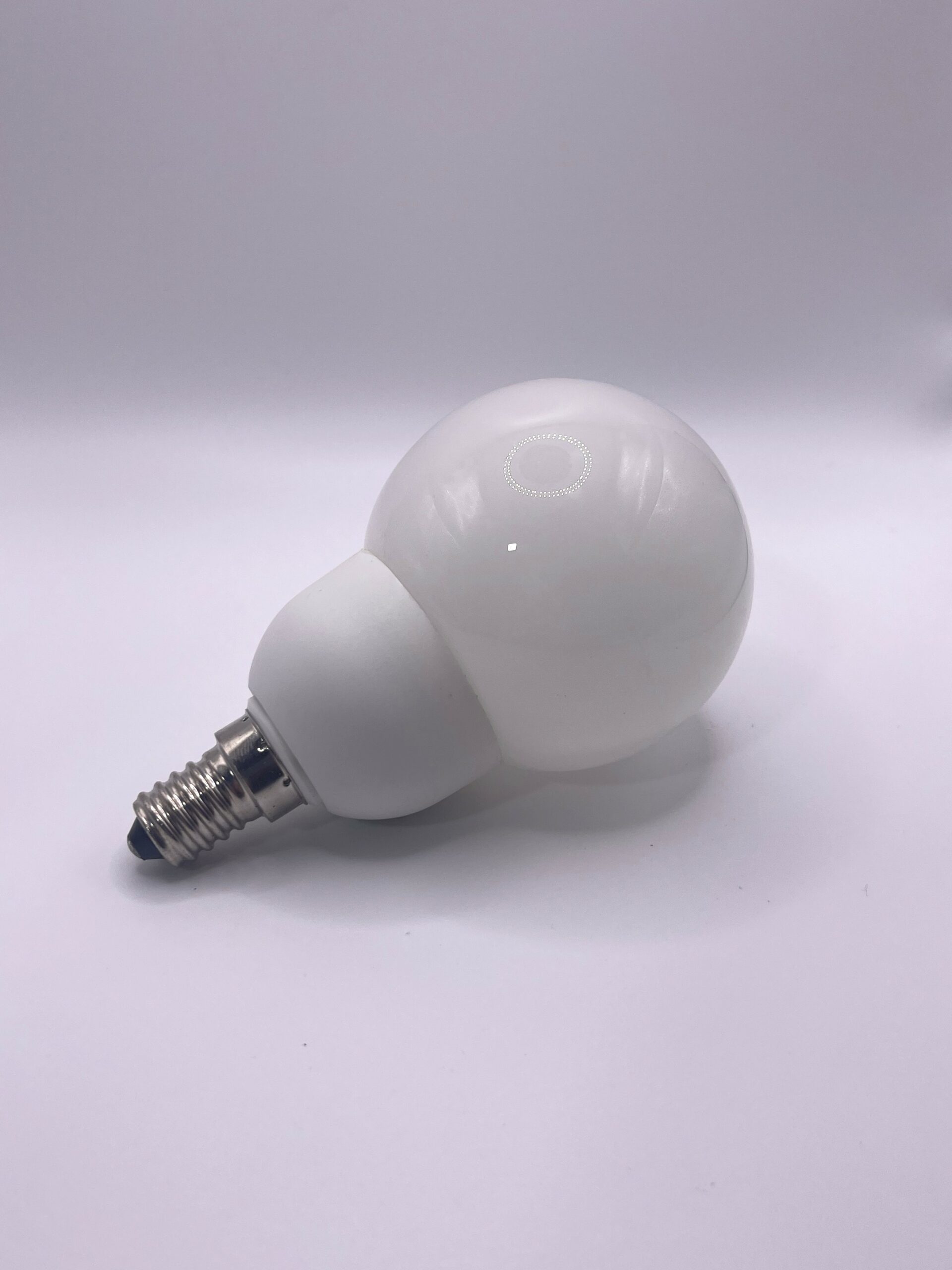 100069 Näve ecolamp E14 9W grote bol