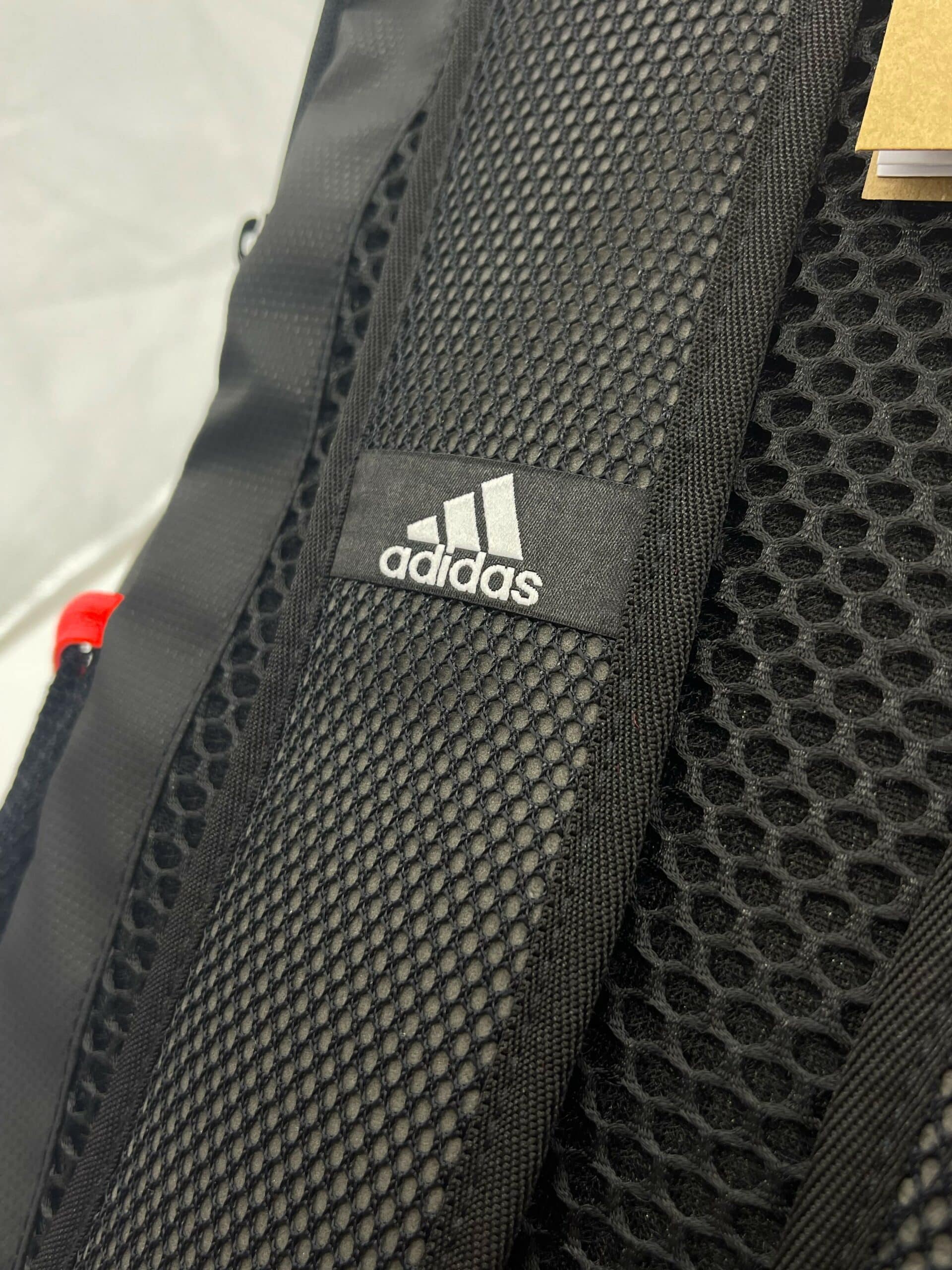 100100 Adidas rugtas paars close up 2