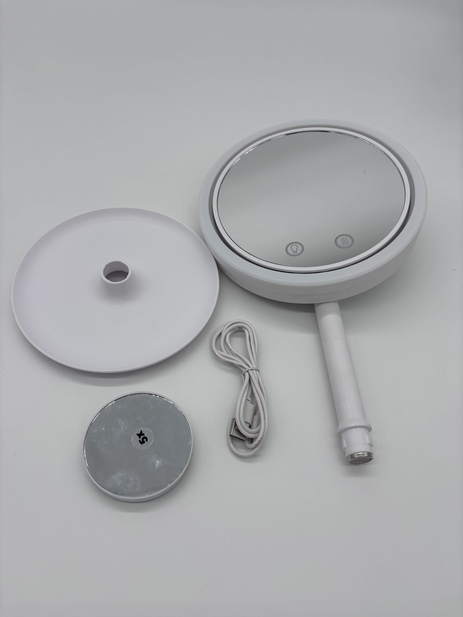 Make-up spiegel met licht en ventilator | Cheap Deals by Angelo Viccy