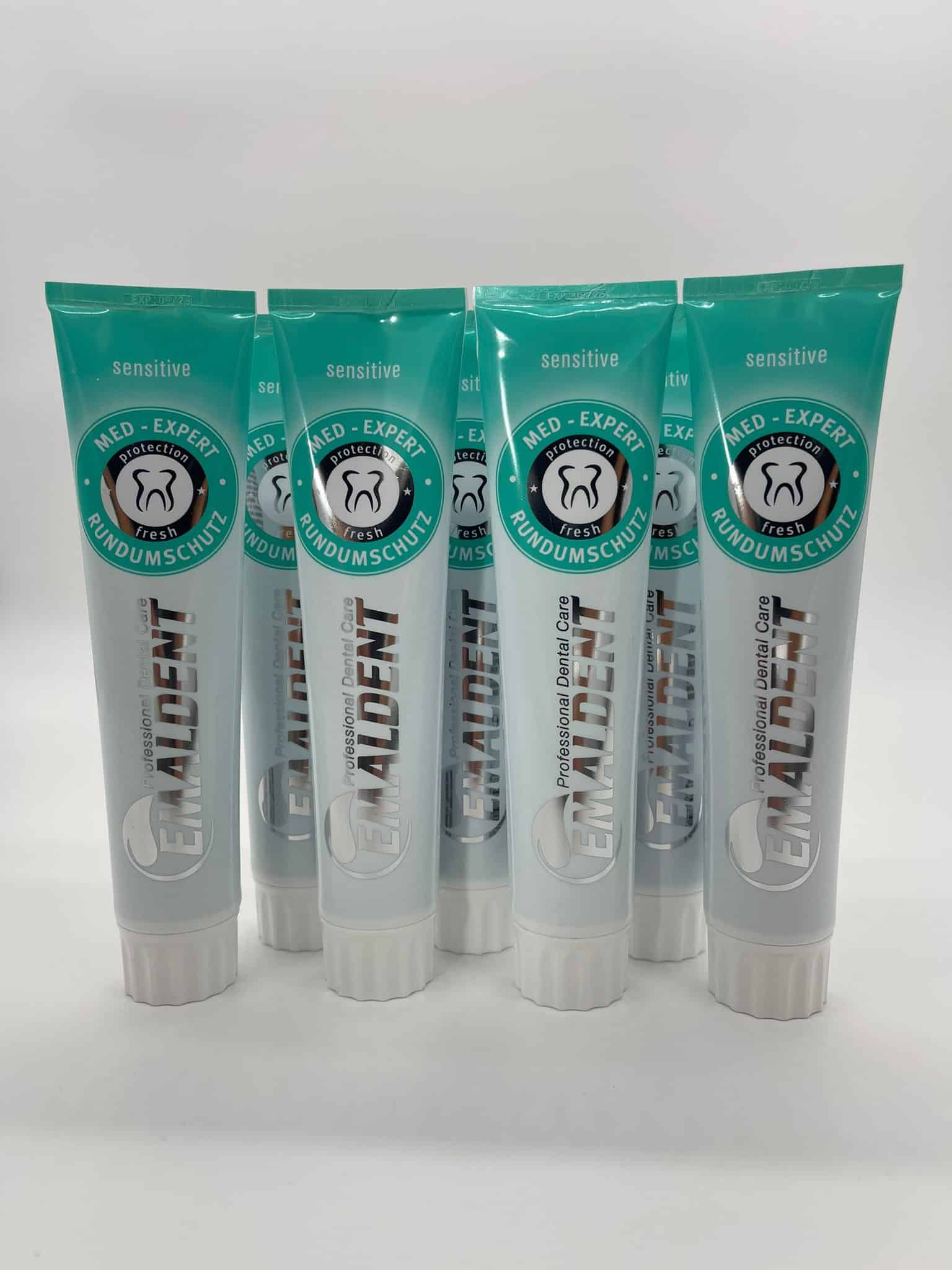 Tandpasta Emaldent Sensitive voordeelverpakking | Goedkope tandpasta voor gevoelige tanden | Cheap Deals by Angelo Viccy
